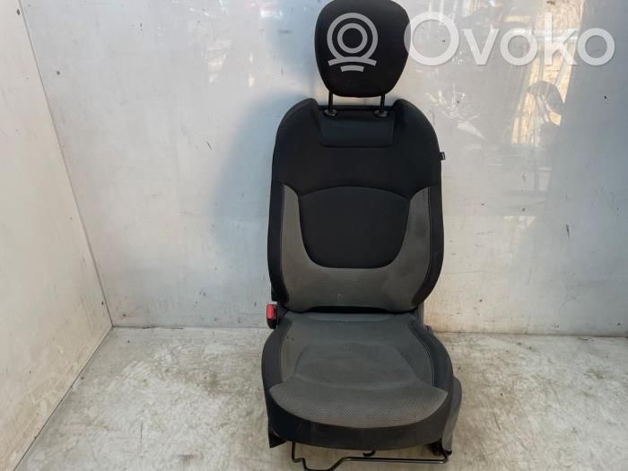 Renault Captur Kuljettajan istuin 