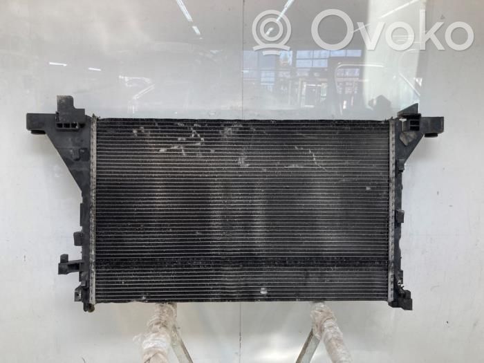Renault Master III Radiateur de refroidissement 