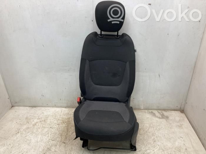 Renault Captur Kuljettajan istuin 