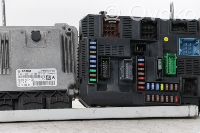 Engine control unit/module   1611426880,1608326180,1612398980