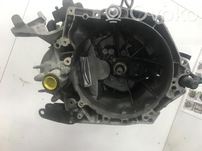 Opel Corsa F Manualna 5-biegowa skrzynia biegów 