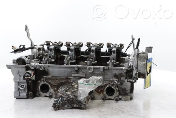 Peugeot 308 Engine head 