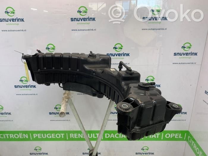 Renault Express Serbatoio vaschetta liquido AdBlue 