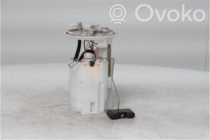 Renault Megane IV Pompa carburante immersa 