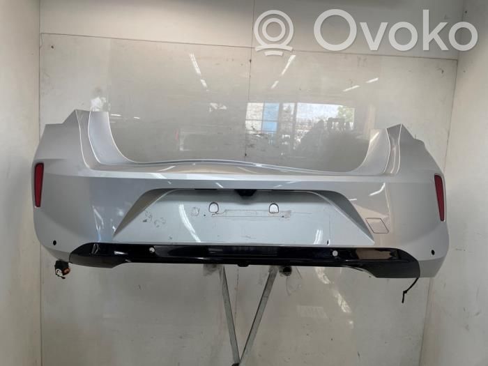 Opel Astra L Parachoques 