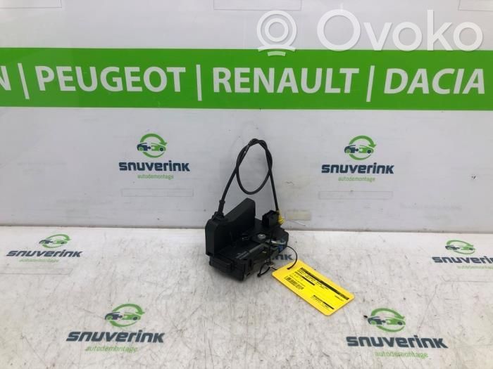 Renault Trafic II (X83) Serrure 