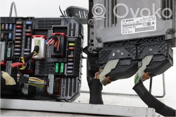 Peugeot 5008 Calculateur moteur ECU