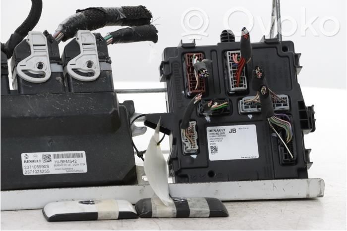 Unidad de control/módulo del motor   237105990S,237102425S,284B26238R,284B28800R,284B29294R