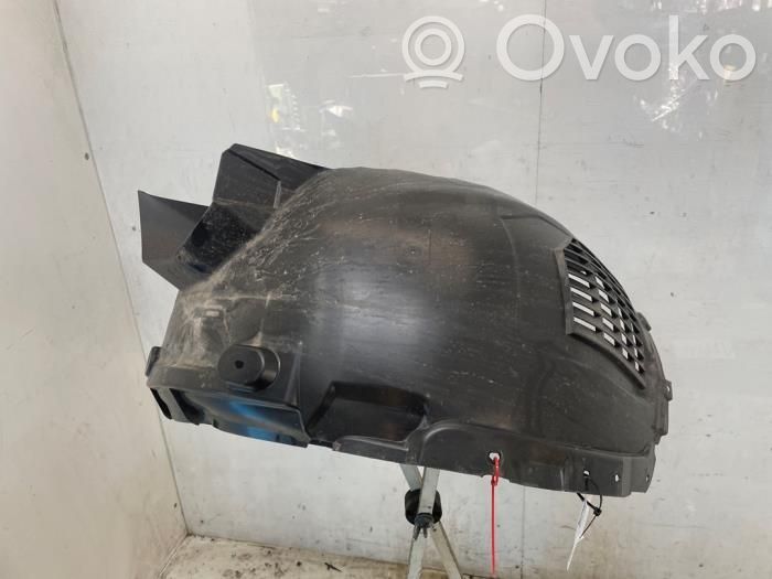 Volvo V60 Nadkole przednie 