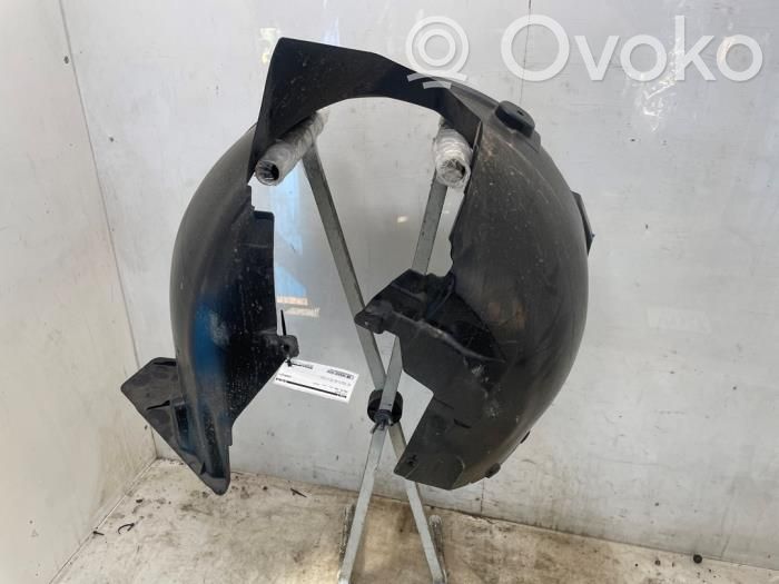 Volvo V60 Nadkole przednie 