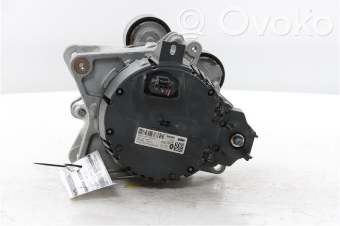 Nissan Qashqai J12 Generatore/alternatore 