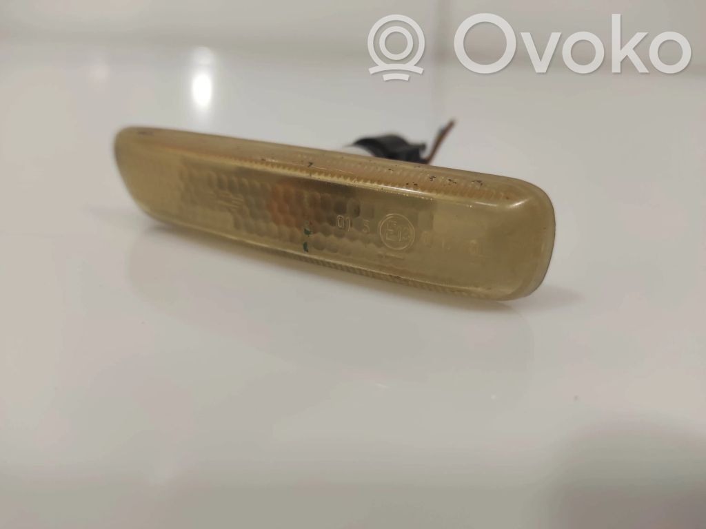 BMW 3 E46 Front fender indicator light 