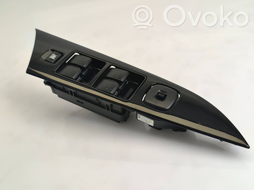 Mazda 3 I Electric window control switch 