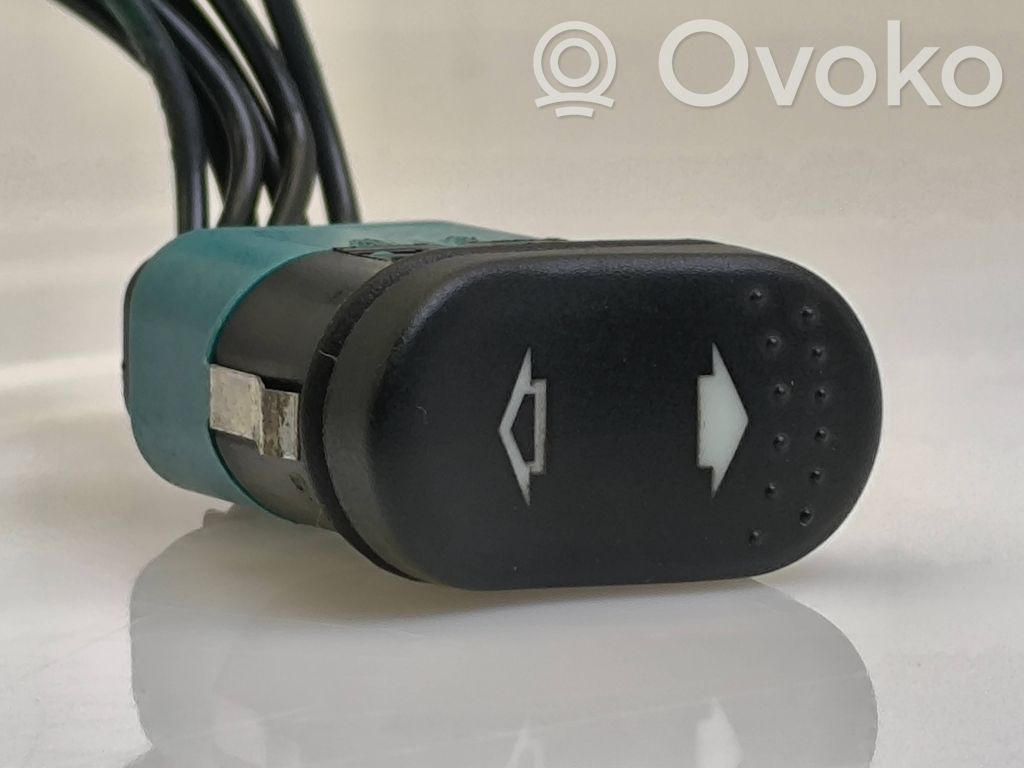 Wing mirror switch   K808X