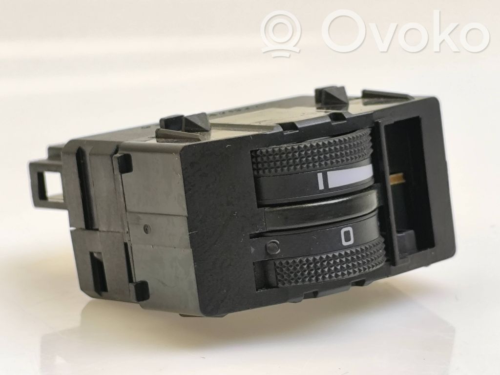 Audi A6 S6 C5 4B Headlight level height control switch 