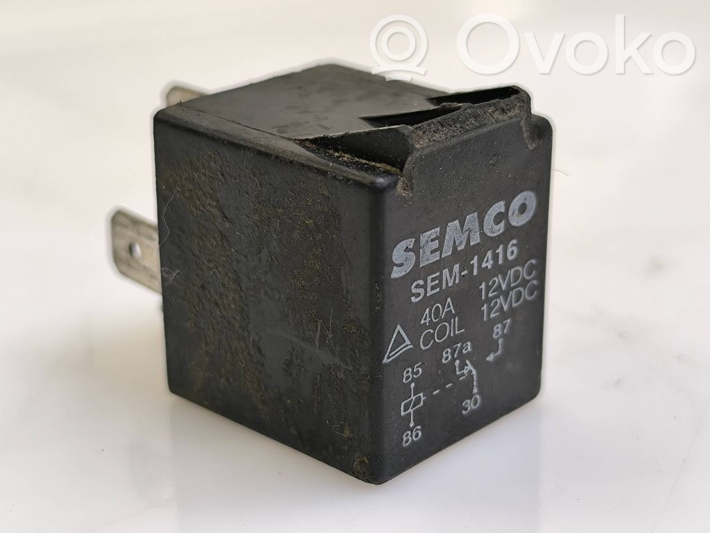 Audi A4 S4 B5 8D Altri relè 