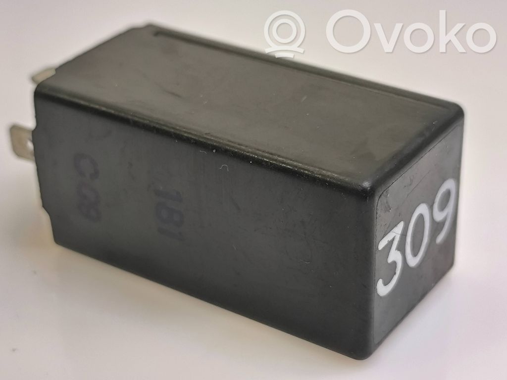 Volkswagen PASSAT B5 Other relay 