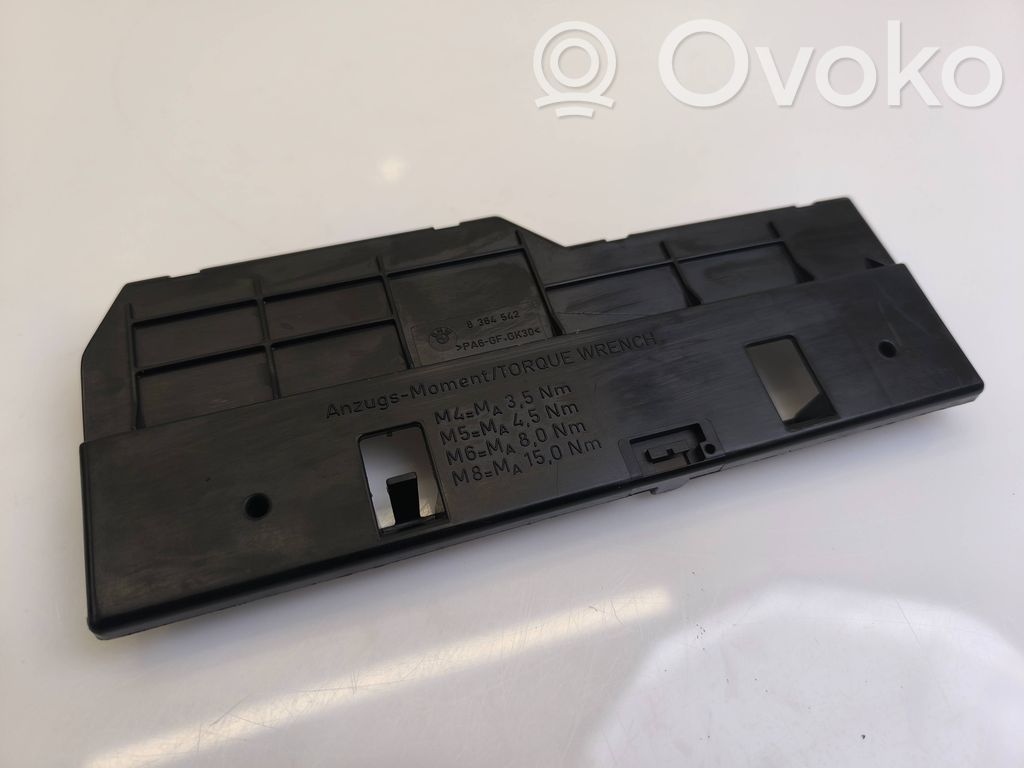 BMW 5 E39 Dangtelis saugiklių dėžės 