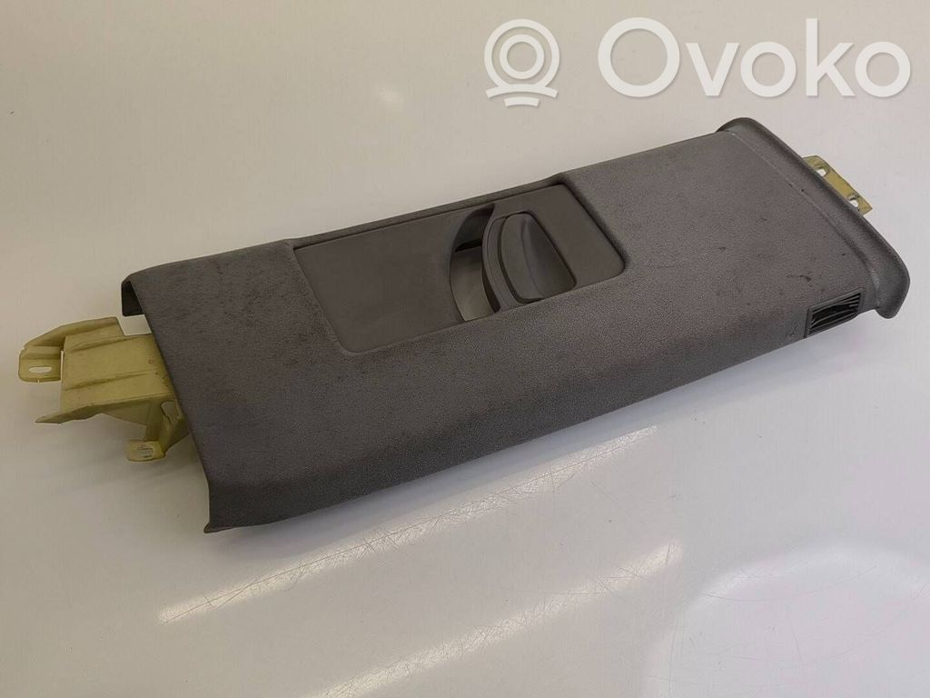 Audi A8 S8 D2 4D Pilar (B) (superior) 
