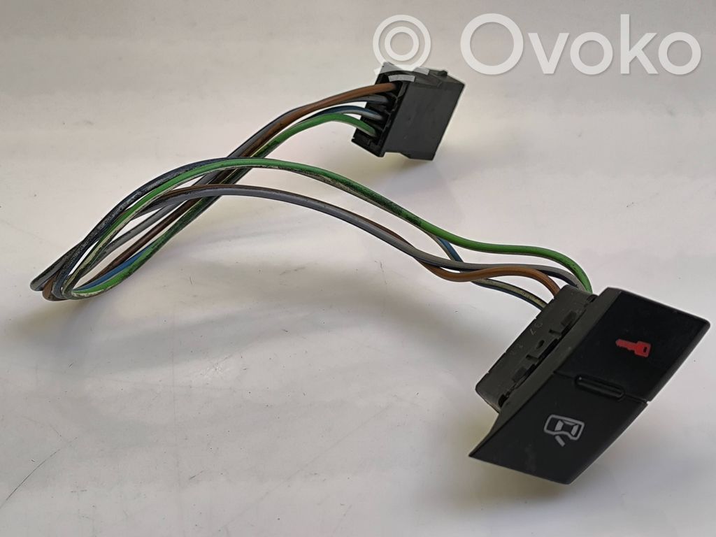 Audi A6 S6 C5 4B Centrālās atslēgas slēdzis 