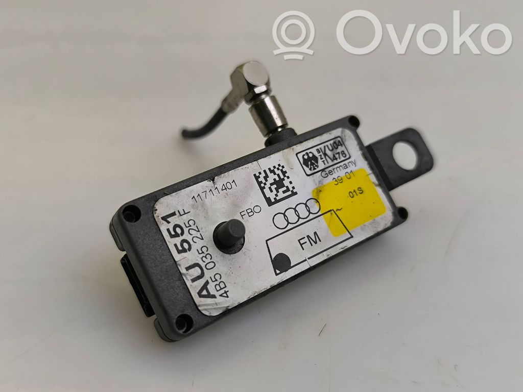 Antenos stiprintuvas   4B5035225F,11711401,AU551,3901,KU04476
