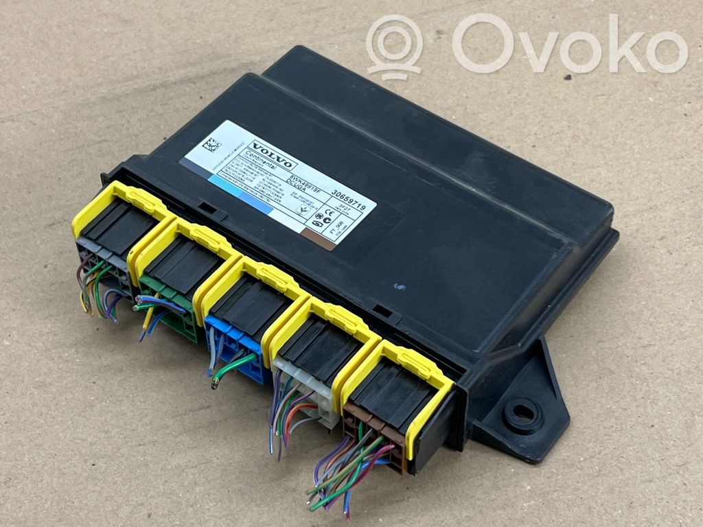 Volvo XC60 Keyless (KESSY) go control unit/module 