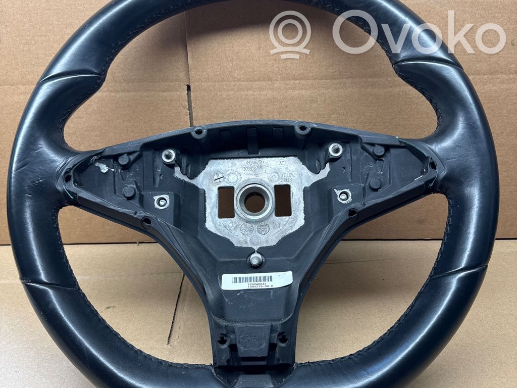 Tesla Model S Vairas 