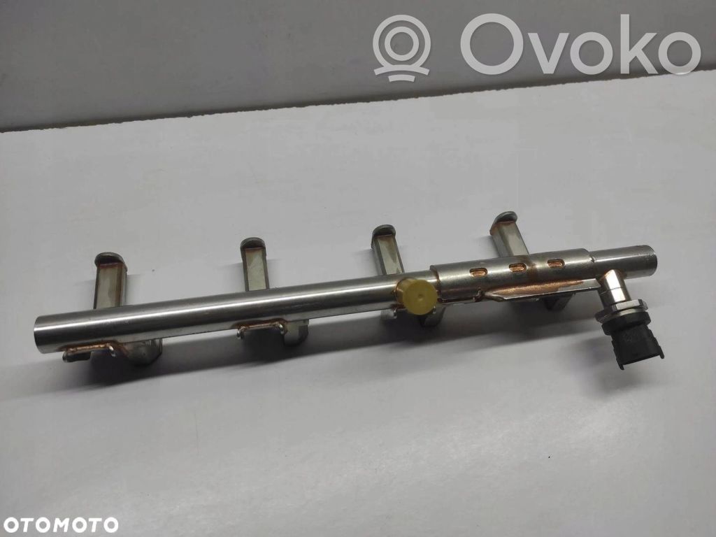 Ford Fiesta Rampă alimentare injectoare 