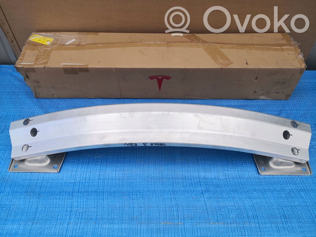 Tesla Model 3 Aizmugurē bampera balka 