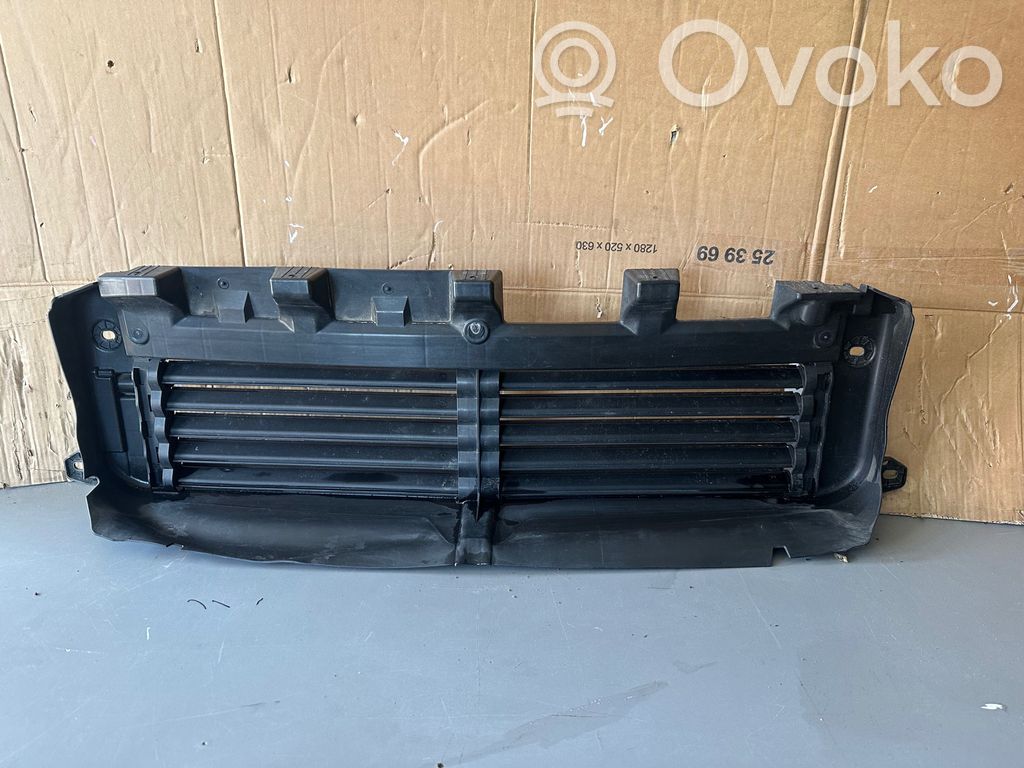 Volvo XC40 Wlot / Kanał powietrza intercoolera 