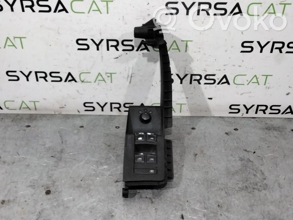 Audi A3 S3 8P Przyciski szyb 