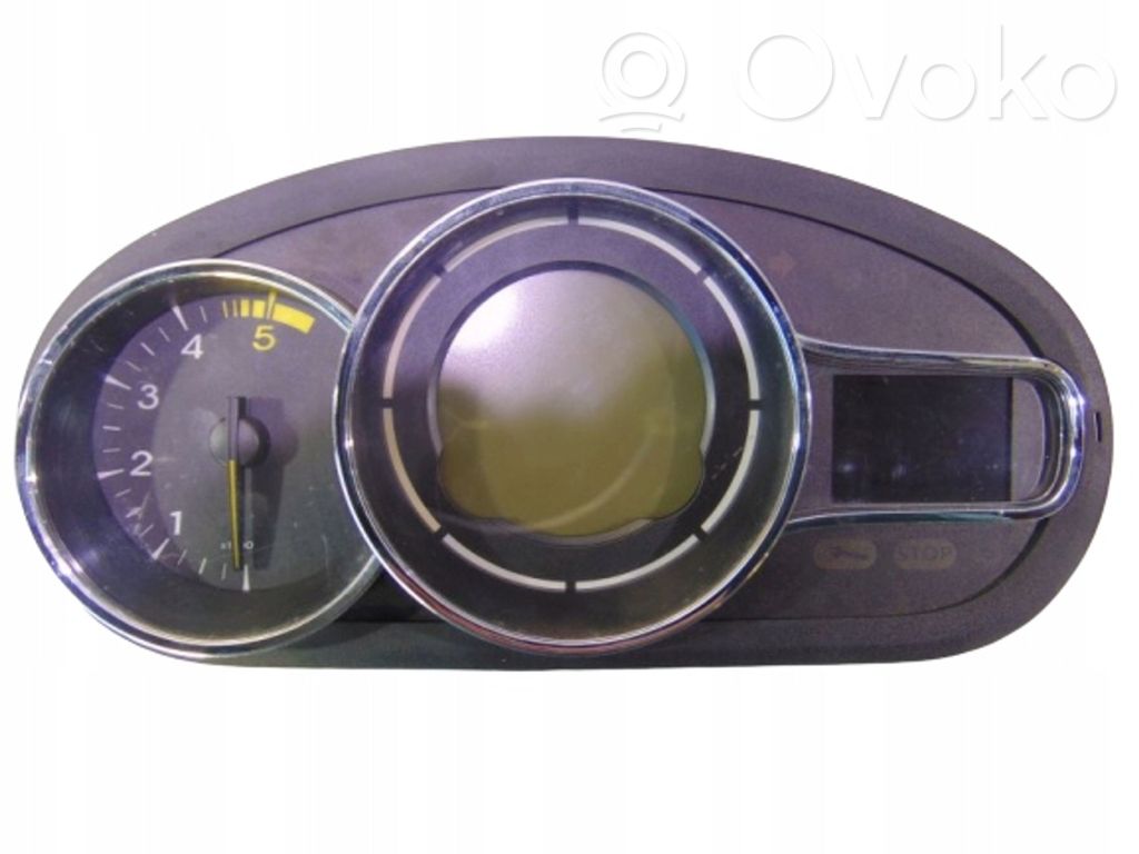 Renault Megane III Speedometer (instrument cluster) 