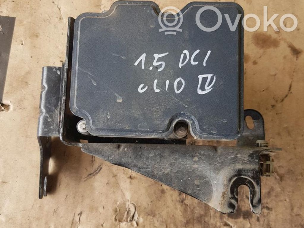 Renault Clio I Bomba de ABS 