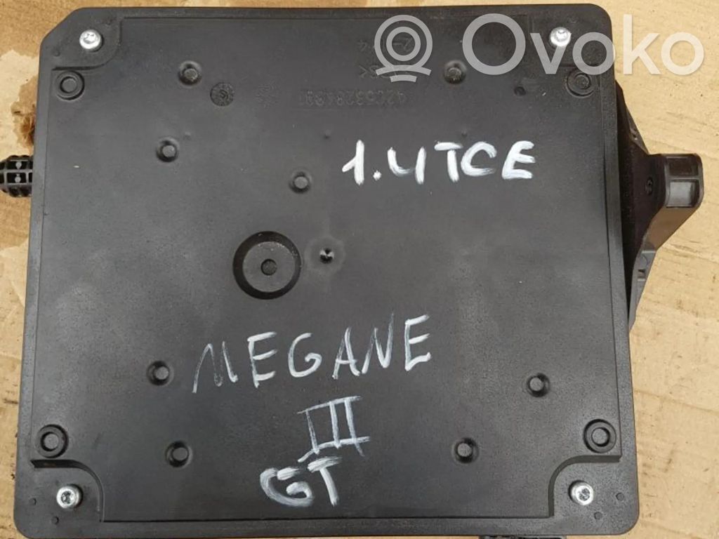 Renault Megane III BSM Control unit 