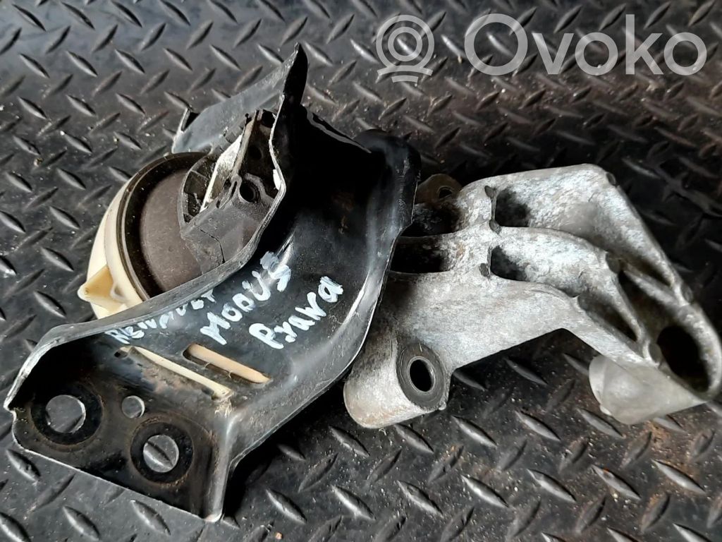 Renault Modus Engine mount vacuum valve 