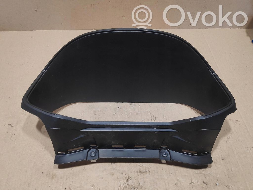 Renault Clio V Dashboard trim 