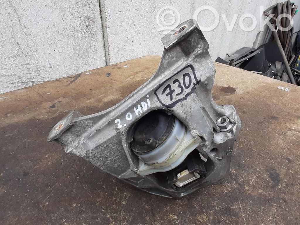 Peugeot 308 Engine mount vacuum valve 