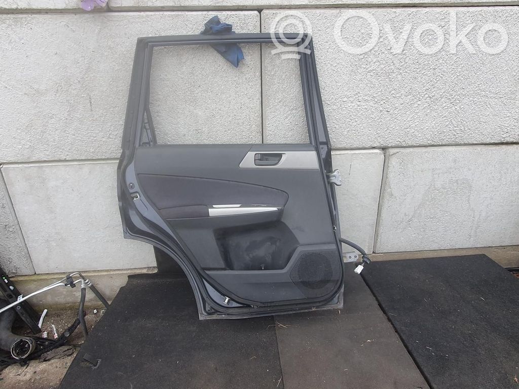 Subaru Forester SH Galinės durys 