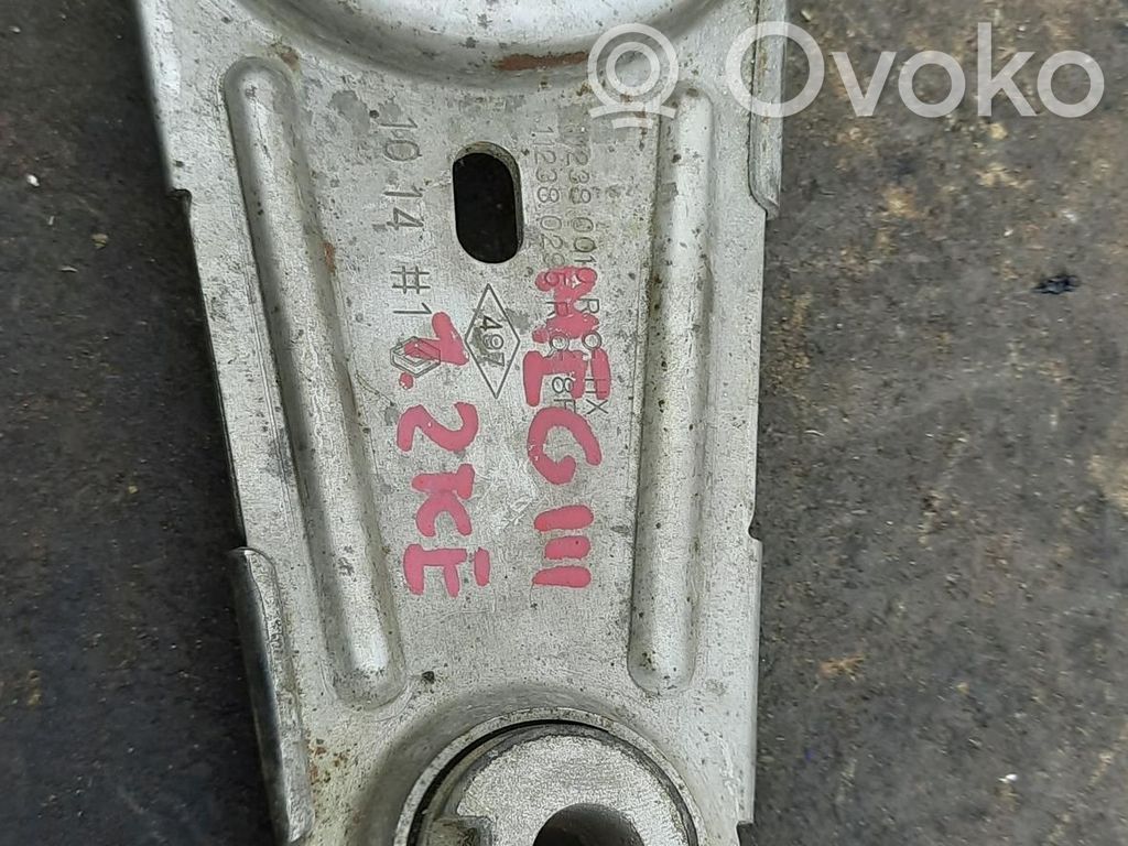 Renault Megane III Engine mount vacuum valve 