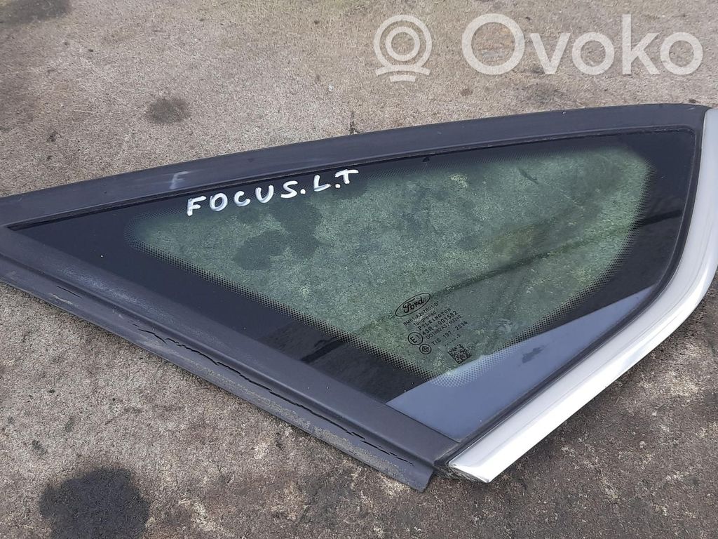 Ford Focus Rear side window 