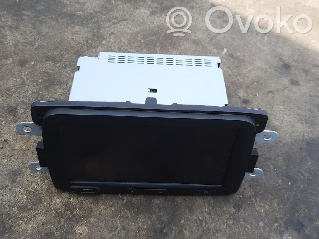Dacia Logan II Panel / Radioodtwarzacz CD/DVD/GPS 