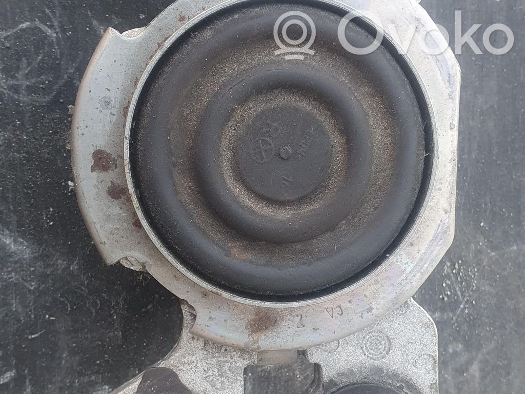 Volvo V60 Engine mount vacuum valve 