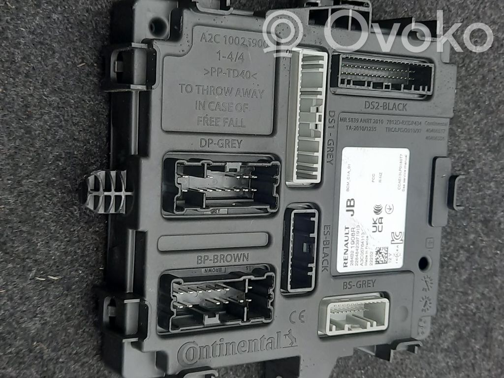Renault Megane E-Tech Mukavuusmoduuli 