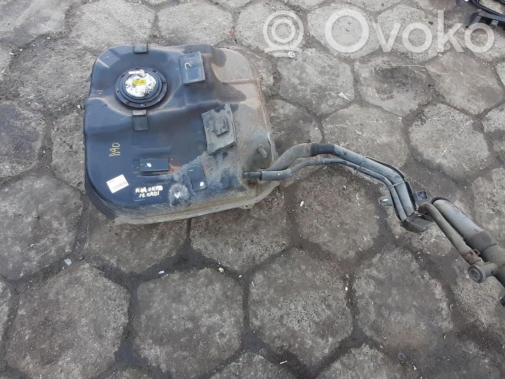 KIA Ceed Depósito de combustible 