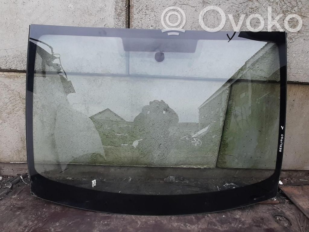 Citroen Berlingo Front windscreen/windshield window 