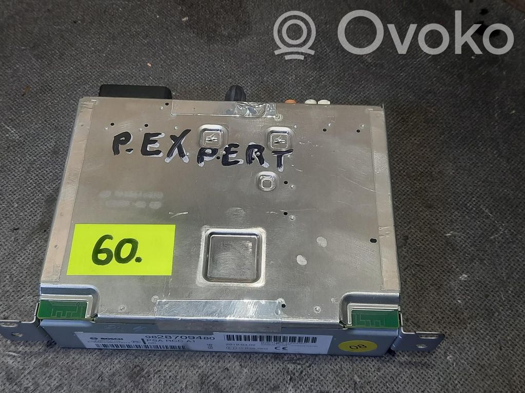 Peugeot Expert Radio/CD/DVD/GPS head unit 