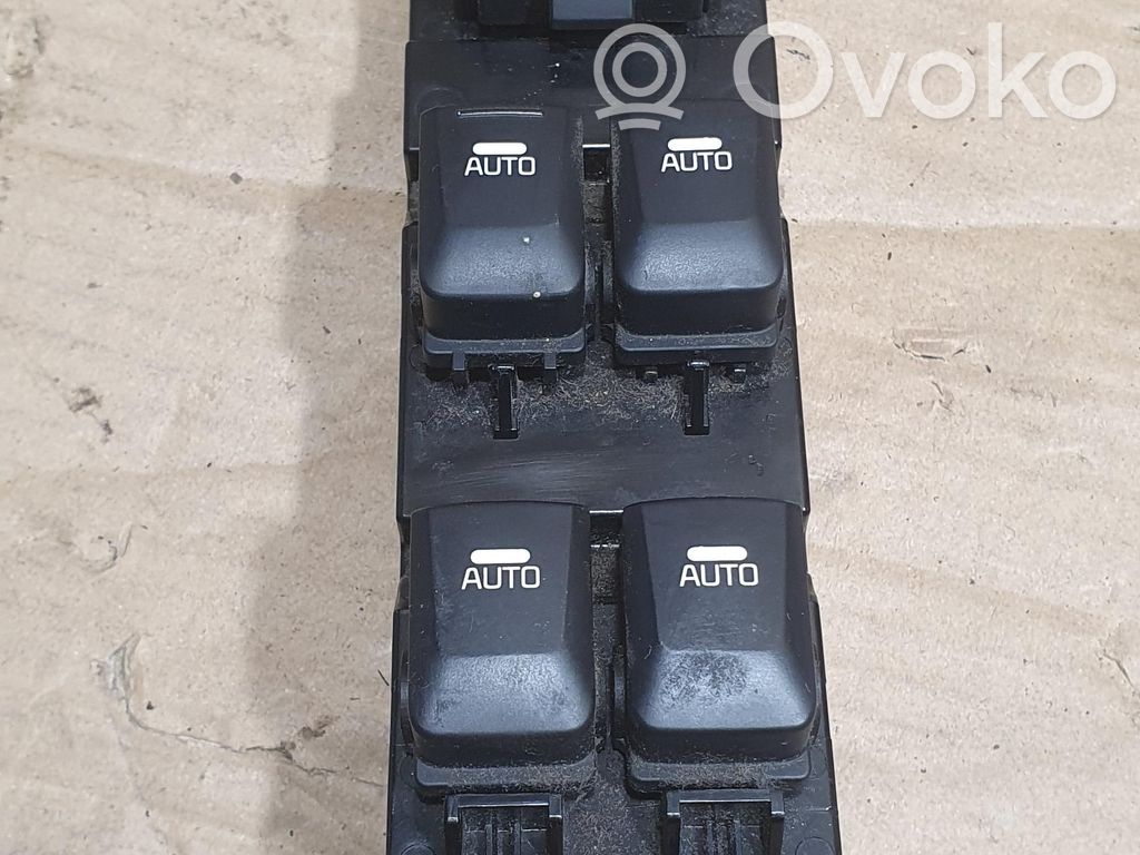KIA Ceed Electric window control switch 