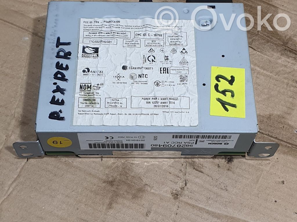 Peugeot Expert Radio/CD/DVD/GPS head unit 