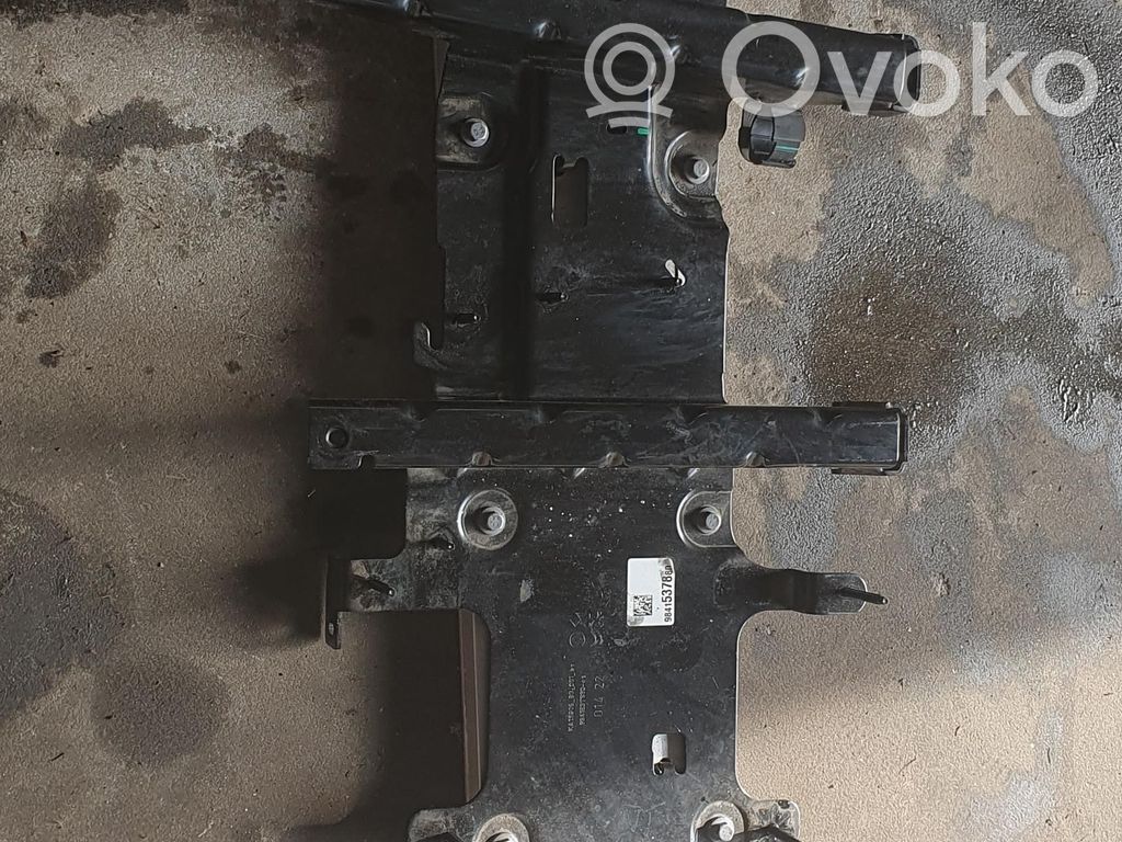 Peugeot 208 II Other exterior part 