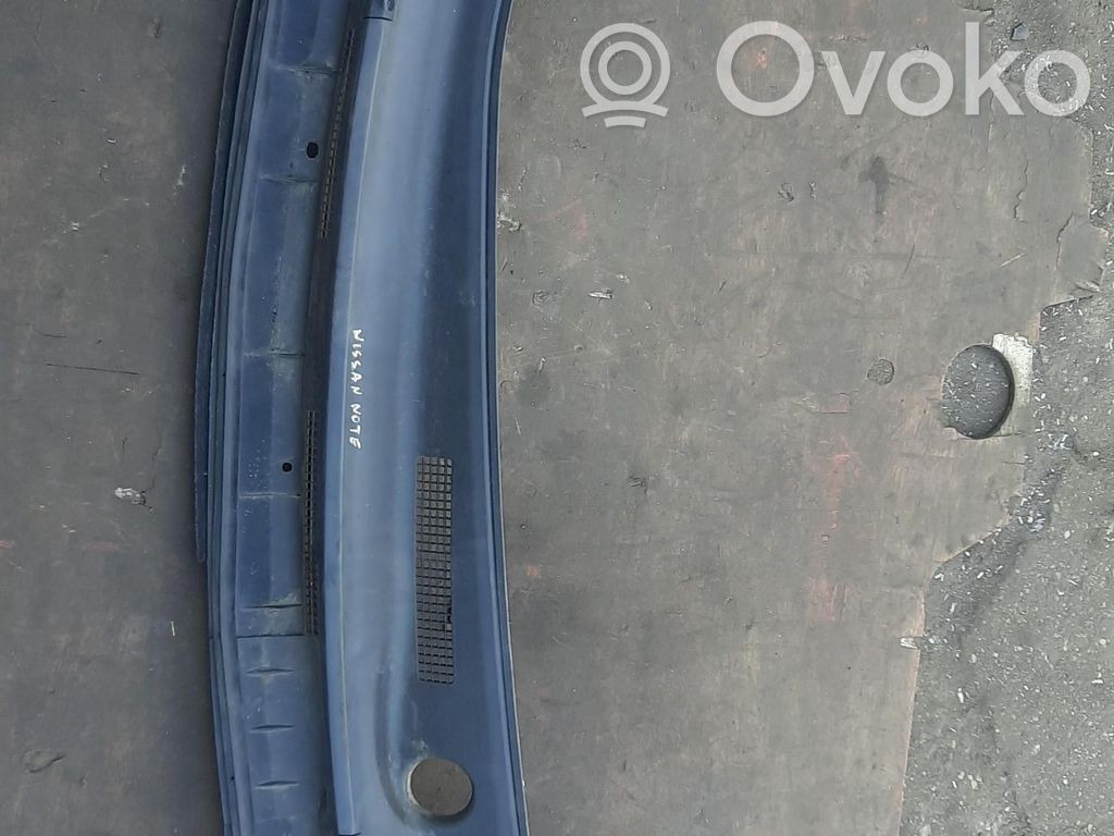 Nissan Note (E12) Pyyhinkoneiston lista 